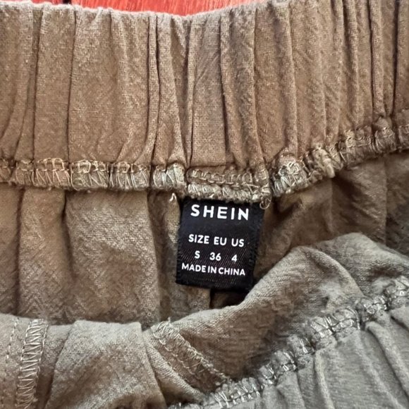 SHEIN 2 piece matching set - Picture 3 of 3